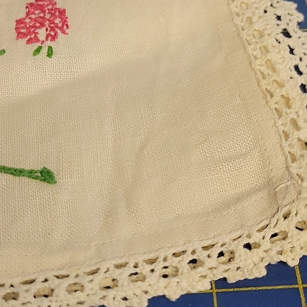 Vintage Floral Flower Embroidered Cream 14